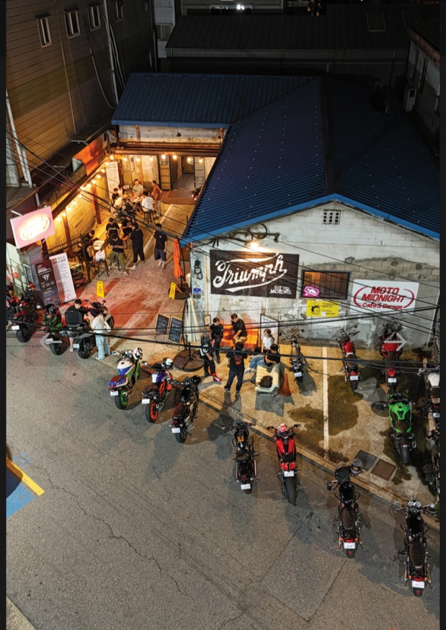 까페 모토미드나잇 서울 자동차 카페 대표 이미지