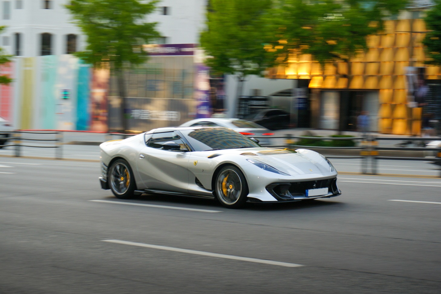 Ferrari 812 Competizione SPOT 게시글 이미지